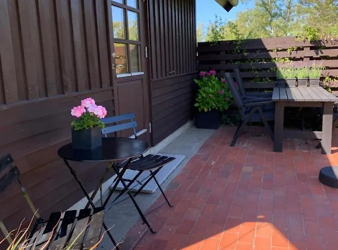 Hytten Bed & Breakfast 3*